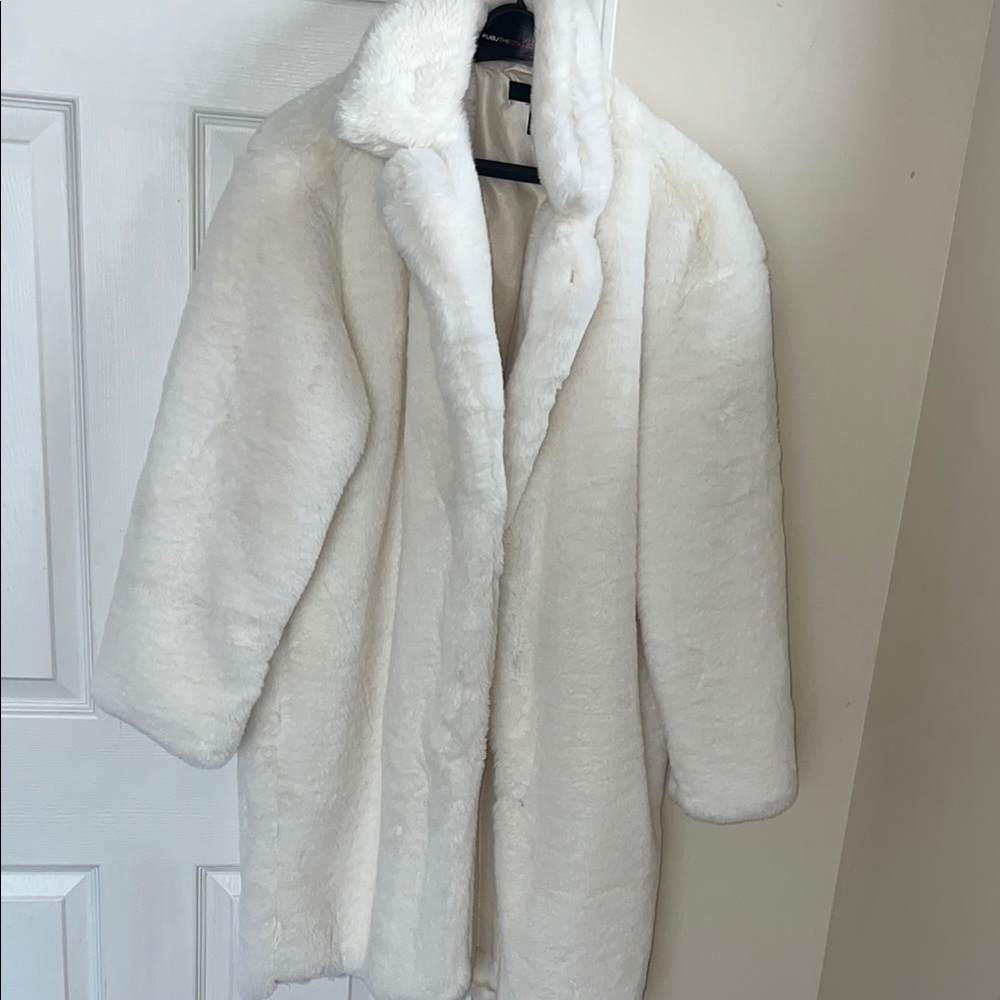 Elegant White Faux Fur Coat